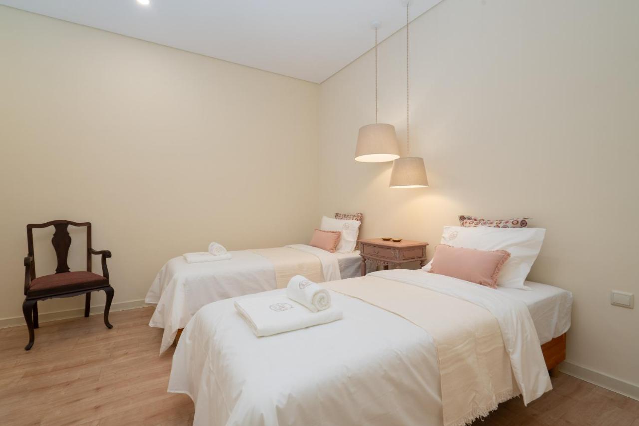 Gaya Avenue Flats - Elegant Contemporary Flats With Balcony Apartment Vila Nova de Gaia Exterior photo