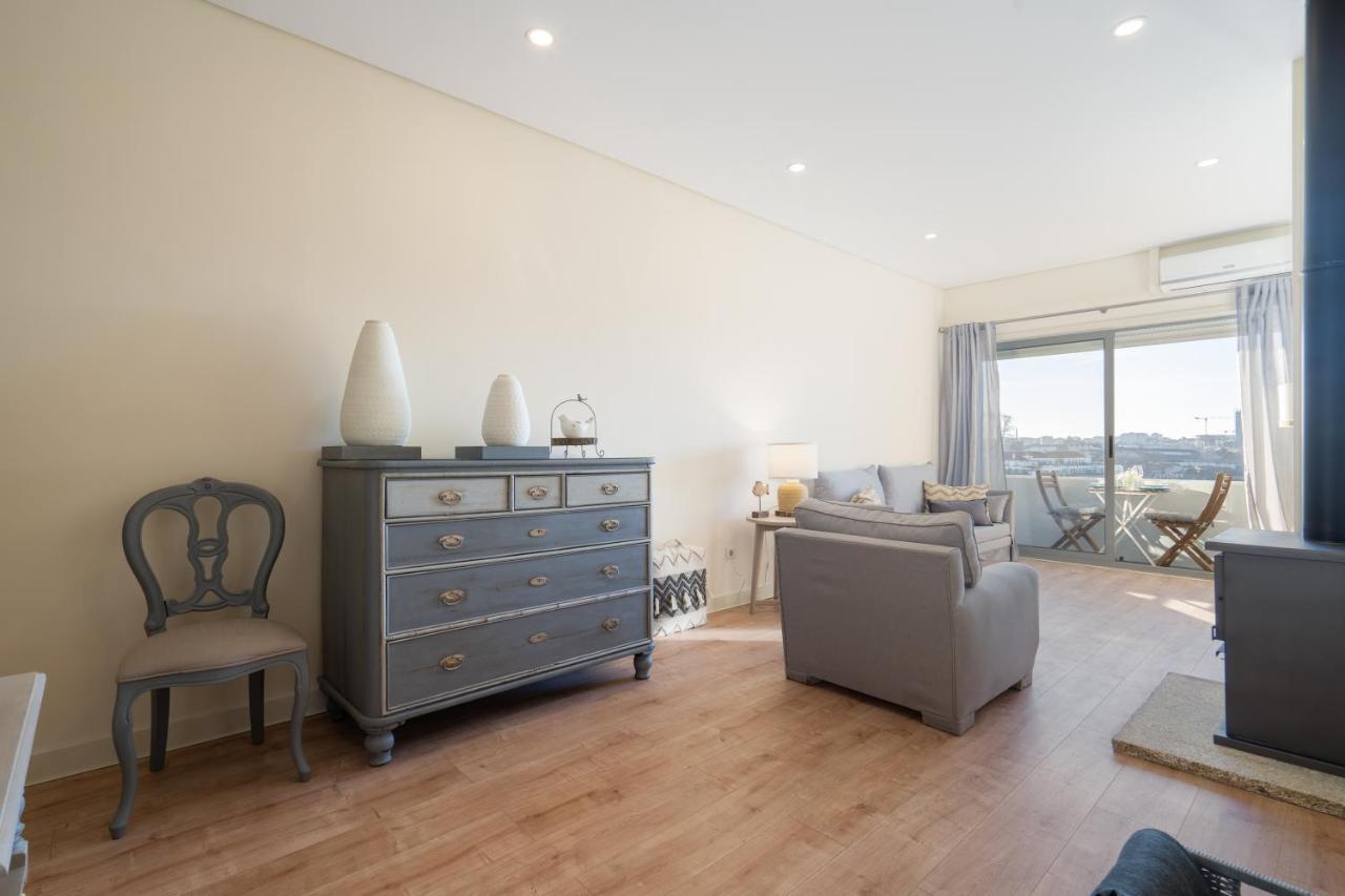 Gaya Avenue Flats - Elegant Contemporary Flats With Balcony Apartment Vila Nova de Gaia Exterior photo