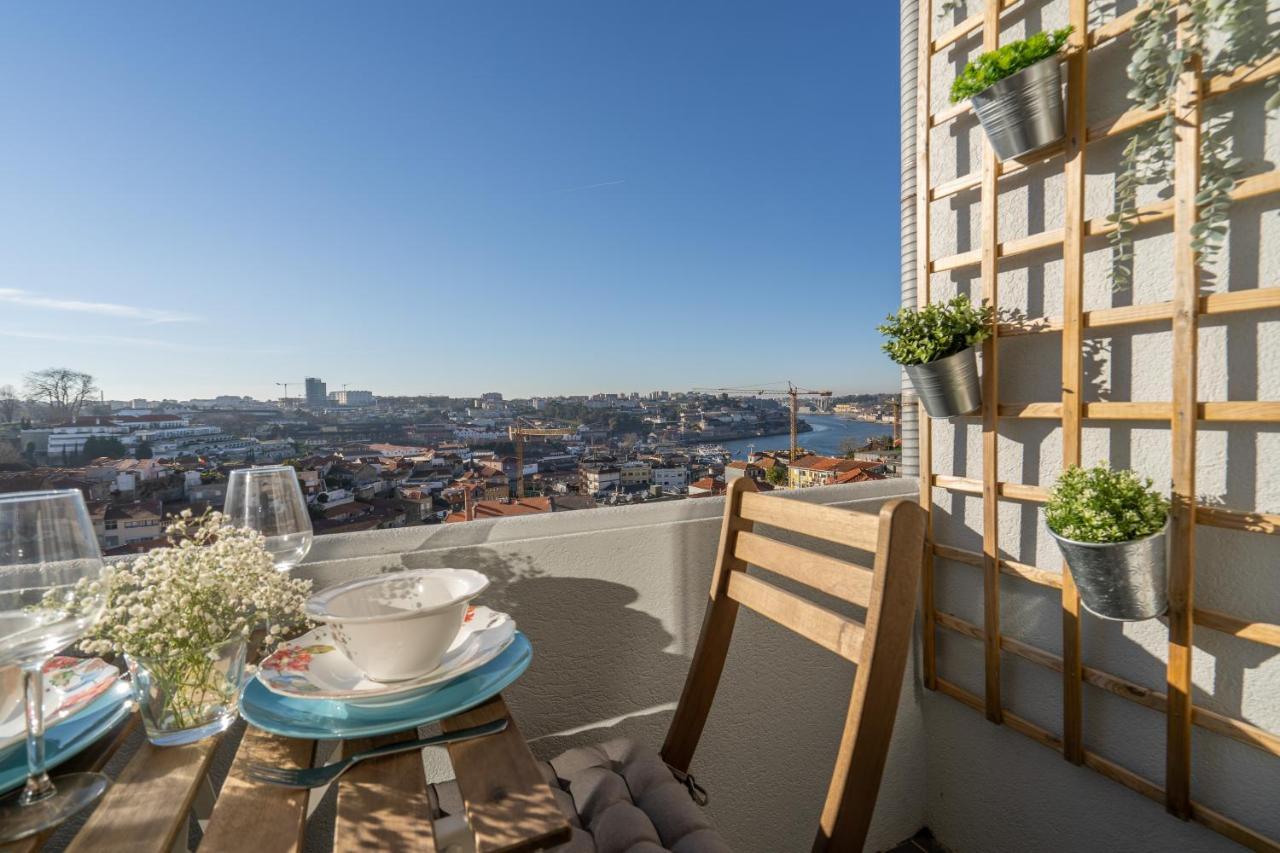 Gaya Avenue Flats - Elegant Contemporary Flats With Balcony Apartment Vila Nova de Gaia Exterior photo