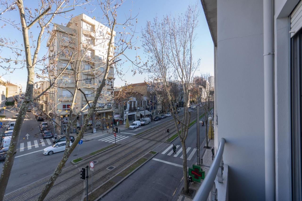 Gaya Avenue Flats - Elegant Contemporary Flats With Balcony Apartment Vila Nova de Gaia Exterior photo